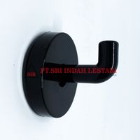 CUBICLE / TOILET MODEREN | CUB HANGER BLACK PLASTIC DOOR MOA