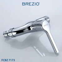 SHORT WALL TAP | VITTORIO 1/2" SHORT WALL TAP WITH HOSE COUPLING AND SCREW COLLAR 7173 CHROME